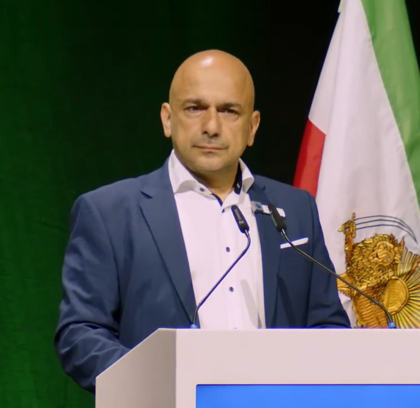 علی خوشروشانی